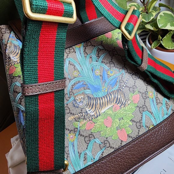 Backpack - Picture 13 of 16